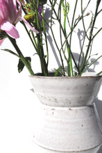Cargar imagen en el visor de la galería, Florero
