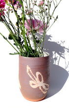 Cargar imagen en el visor de la galería, Florero
