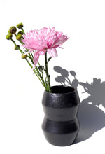 Cargar imagen en el visor de la galería, Florero
