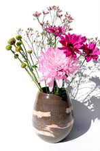 Cargar imagen en el visor de la galería, Florero

