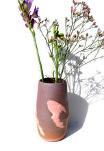Cargar imagen en el visor de la galería, Florero
