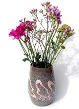 Cargar imagen en el visor de la galería, Florero
